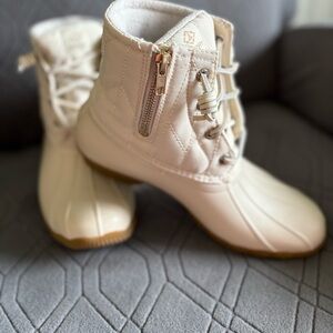 Sperry Cream Quilted Winter Boots Waterproof